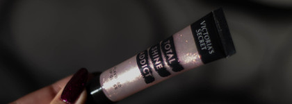 Victoria's Secret Total Shine Addict Flavored Lip Gloss #Indulgence