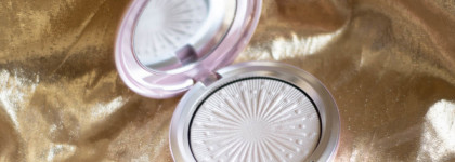 MAC Extra Dimension Skinfinish Let it glow