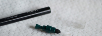 Изумрудно-тиловая стойкость: Elian Everlasting Kohl Waterproof Eyeliner 04 Mermade