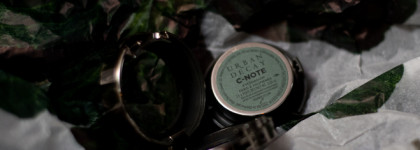 Urban Decay eyeshadow #C note