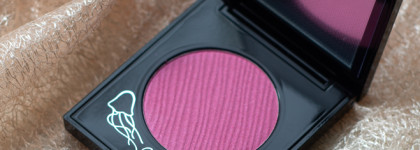 Моя прелесть: Tammy Tanuka Sigil Inspired подсвечивающие прессованные румяна «Медузность»