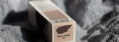 Новинка от Fenty Beauty Gloss Bomb: Oil Luminizing Lip Oil 'N Gloss #Rose Amber