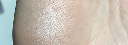 Лучший бронзер для красивой кожи: Hourglass Ambient Lighting Travel size Diffused Bronze Light