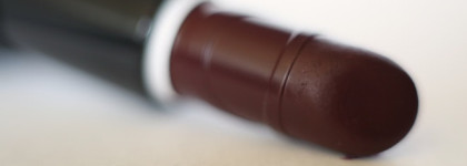 Flormar Revolution lipstick R17 Deep Bordeaux