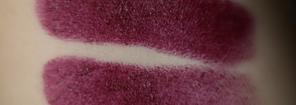 Flormar Revolution lipstick R17 Deep Bordeaux