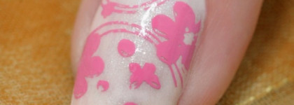 В розовом шиммере или мое мнение о лаках Avon