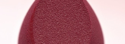 И зимой, и летом с помадой Kiko – Arctic holiday – Matte lipstick в оттенке 03 Cherry tree