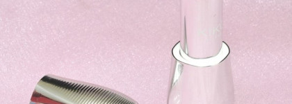 И зимой, и летом с помадой Kiko – Arctic holiday – Matte lipstick в оттенке 03 Cherry tree