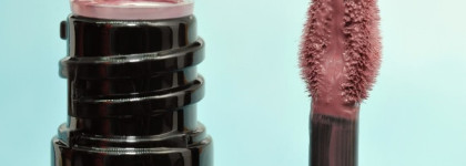 Конфетка для дресс-кода – гелевая помада Gade – Velveteen ultra shine lip gel в оттенке 410 Addiction  