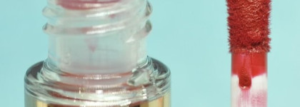 Лаки для губ Yves Rocher – Grand rouge l`elixir в оттенках 104 и 110