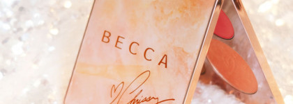 Новинка Becca сияющая палетка в коллаборации с Chrissy Teigen