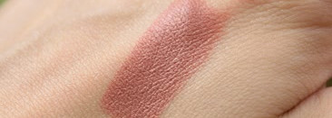 Maybelline Color Drama Intense Velvet Lip Pencil 630 «Nude perfection»