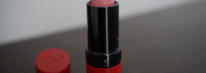 Двоечница: губная помада Rimmel Lasting Finish Matte Lipstick by Kate Moss в оттенке 101