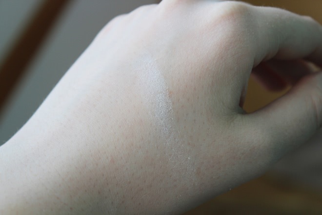 Прозрачная пудра от NYX HD Finishing Powder в оттенке Translucen