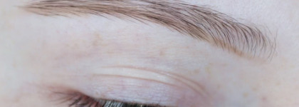 L'Oreal Paris Brow Artist Genius Kit Light to Medium