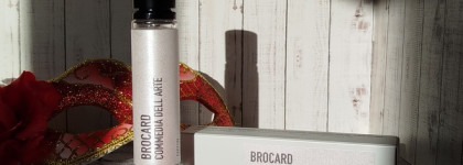 Commedia Dell Arte Brocard - Букет пионов в персиковом облаке