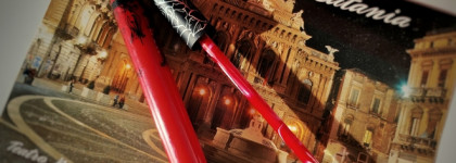 Красный на все случаи жизни. Две помады и один карандаш