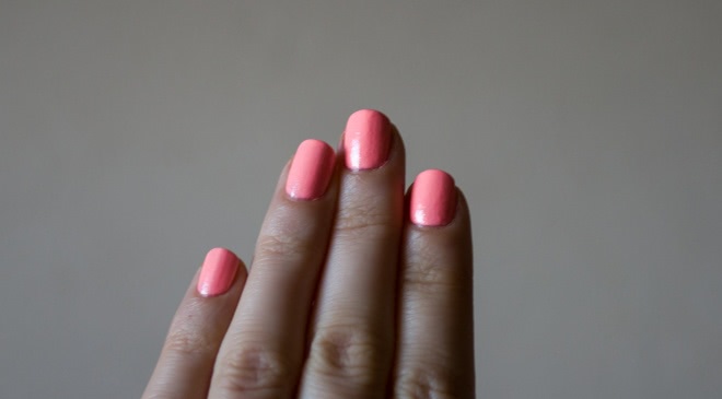 Orly Epix Flexible Color, лак в оттенке Trendy и закрепитель