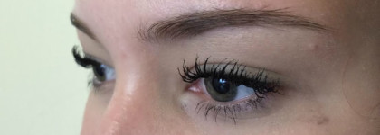 Тушь на каждый день от Clarins Wonder Perfect Mascara 01Делает ресницы объемными, длинными и подкрученными