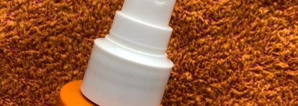 Поговорим о солнцезащите с Clarins