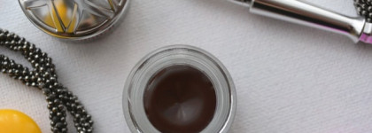 Оформляем брови с новинкой "Ка Brow!" от Benefit в оттенке №05 Deep