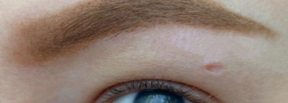 Волосок к волоску: Anastasia Beverly Hills Clear Brow Gel