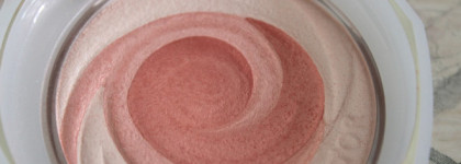 Румяна, сливающиеся с кожей, Kanebo Coffret D'or Smile Up Cheeks