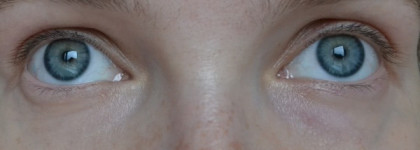 Мой верный друг и помощник: Erborian BB Eye Touche Parfaite 3-in-1 Complete Eye Cream Concealer "Baby Skin" Effect