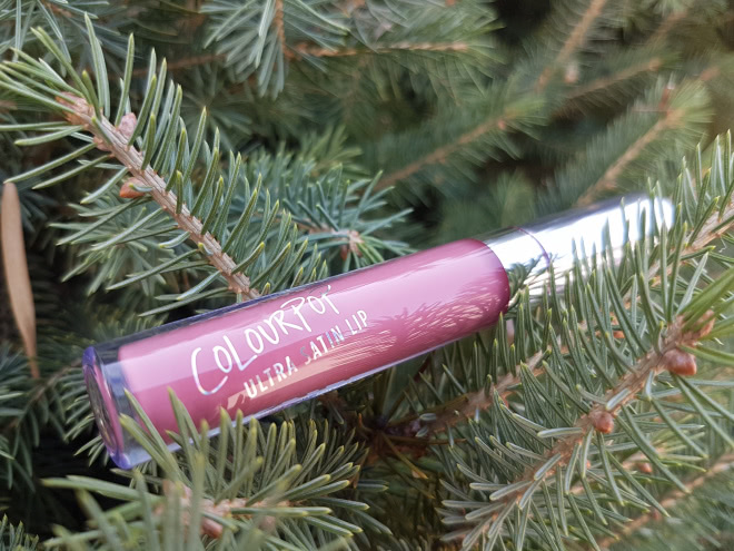 Жидкая помада с сатиновым финишем ColourPop Ultra Satin Lip: