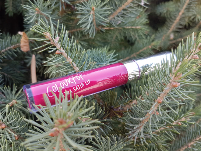 Жидкая помада с сатиновым финишем ColourPop Ultra Satin Lip:
