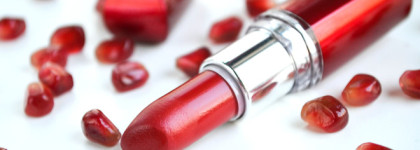 Maybelline Hydra Extreme 587 Поцелуй Вампира, 390 Винный Вкус