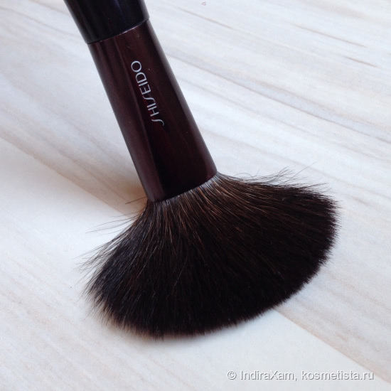 О кистях Shiseido