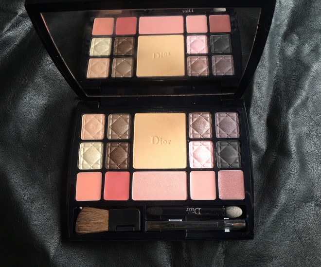 Dior Couture palette edition voyage - любимая игрушка. Люблю до поросячьего визга. Уиииии