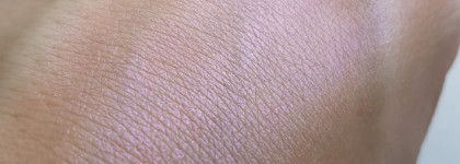 Хайлайтер NYX DUO Chromatic Illuminating Powder в оттенке Lavender Steel