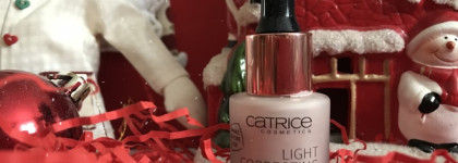 Сравнение сияющих баз под макияж: Clarins Eclat Minute Base Illuminatrice, Art-Visage Luminizer и Catrice Light Corracting Serum Primer