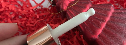 Сравнение сияющих баз под макияж: Clarins Eclat Minute Base Illuminatrice, Art-Visage Luminizer и Catrice Light Corracting Serum Primer