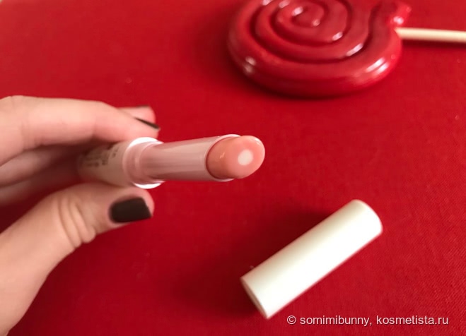 Они смогли: Carmex Moisturising Lip Balm Mint и Oriflame The One мультиактивный бальзам для губ