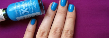 Sally Hansen Xtreme Wear – Blue Me Away №130