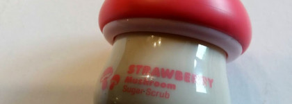 Tony Moly Strawberry Mushroom sugar scrub - клубничная жвачка с характером