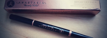 Невыясненные отношения с Brow Definer by Anastasia Beverly Hills
