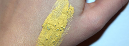 Если Ваше утро начинается не только с кофе, тогда Kiehl's Turmeric&Cranberry Seed Energizing Radiance Masque создана специально для Вас