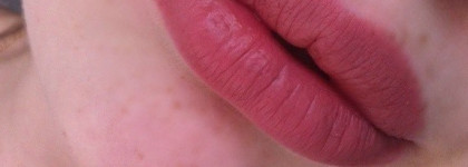 Симфония нежности - карандаши для губ Essence Lipliner в оттенках № 06, 11, 12