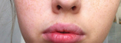 Нежное и невесомое покрытие на коже - тональная основа Catrice All Matt Plus