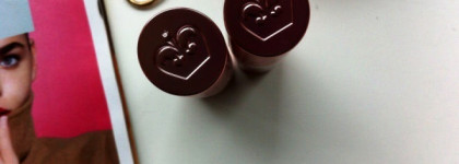 Новая коллекция помад Rimmel by Kate Moss Anniversary - 2 таких разных, но таких одинаково красивых оттенка со своими недостатками