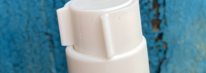 Деликатная забота о волосах - бессульфатный шампунь для волос с пептидами Ринфонтил Эксперт