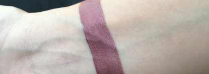 Идеальный красный на осень NYX Lid Lingerie 03 Evening Spell