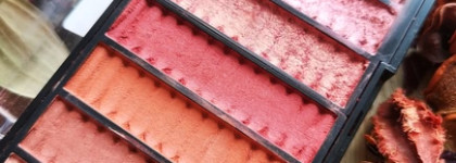 Палетка от Revolution PRO - Supreme eyeshadow Intoxicate