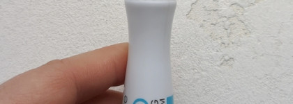 Сыворотка для кожи вокруг глаз Hydro Depuffing Eye Serum в формате ролика