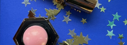 Новогодняя коллекция Essence Stars in your eyes