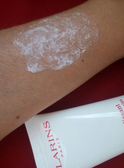 Нежный крем-пилинг Clarins gentle refiner exfoliating cream with microbeads